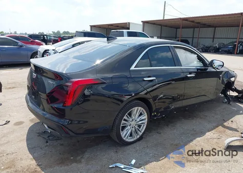 2024 Cadillac Ct4 Premium Luxury z USA, uszkodzony, nr VIN 1G6DB5RKXR0130770